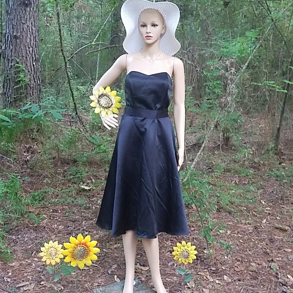 Robin Jordan black cocktail dress size8